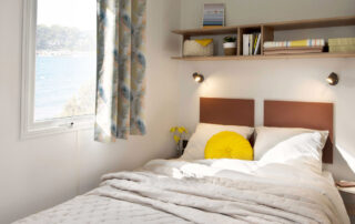 Stacaravan 2 slaapkamers – Le Cozy Stacaravan 2 slaapkamers - Le Cozy
