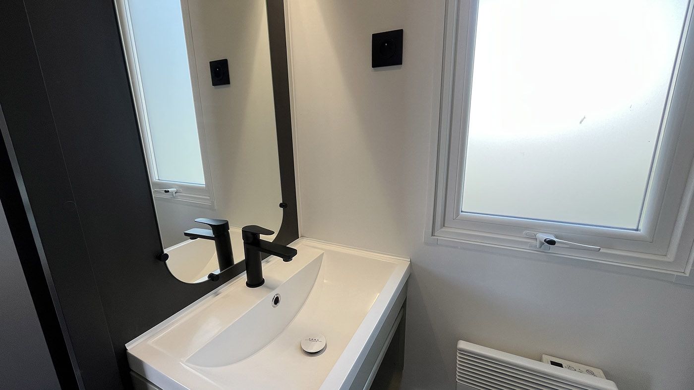 Cosy Mobile Home | Shower room Campsite in Normandy, Alabaster Coast | 3-person mobile home