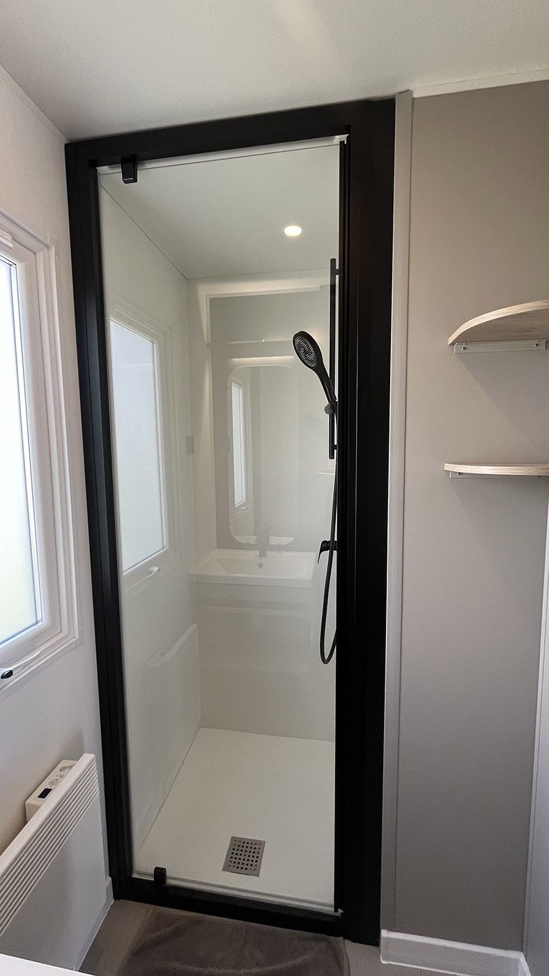 Cosy Mobile Home | Shower room Campsite in Normandy, Alabaster Coast | 3-person mobile home