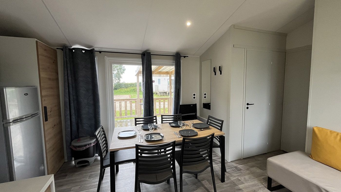 Toscane Mobile Home | Living room Campsite in Normandy - Alabaster Coast | 4-bedroom mobile home - 2 shower rooms