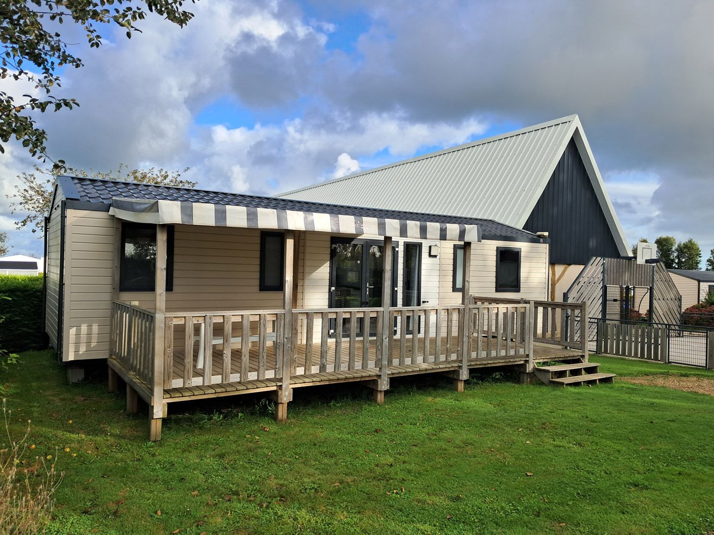Toscane Mobile Home | 4 bedrooms – 2 shower rooms Campsite in Normandy - Alabaster Coast | 4-bedroom mobile home - 2 shower rooms