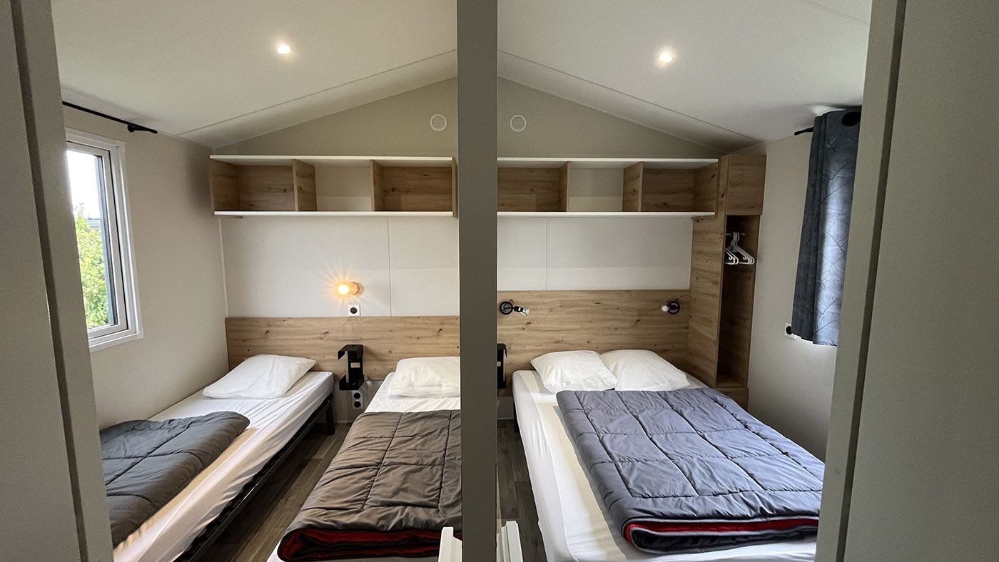 Toscane Mobile Home | 2 double bedrooms and 2 twin bedrooms Campsite in Normandy - Alabaster Coast | 4-bedroom mobile home - 2 shower rooms