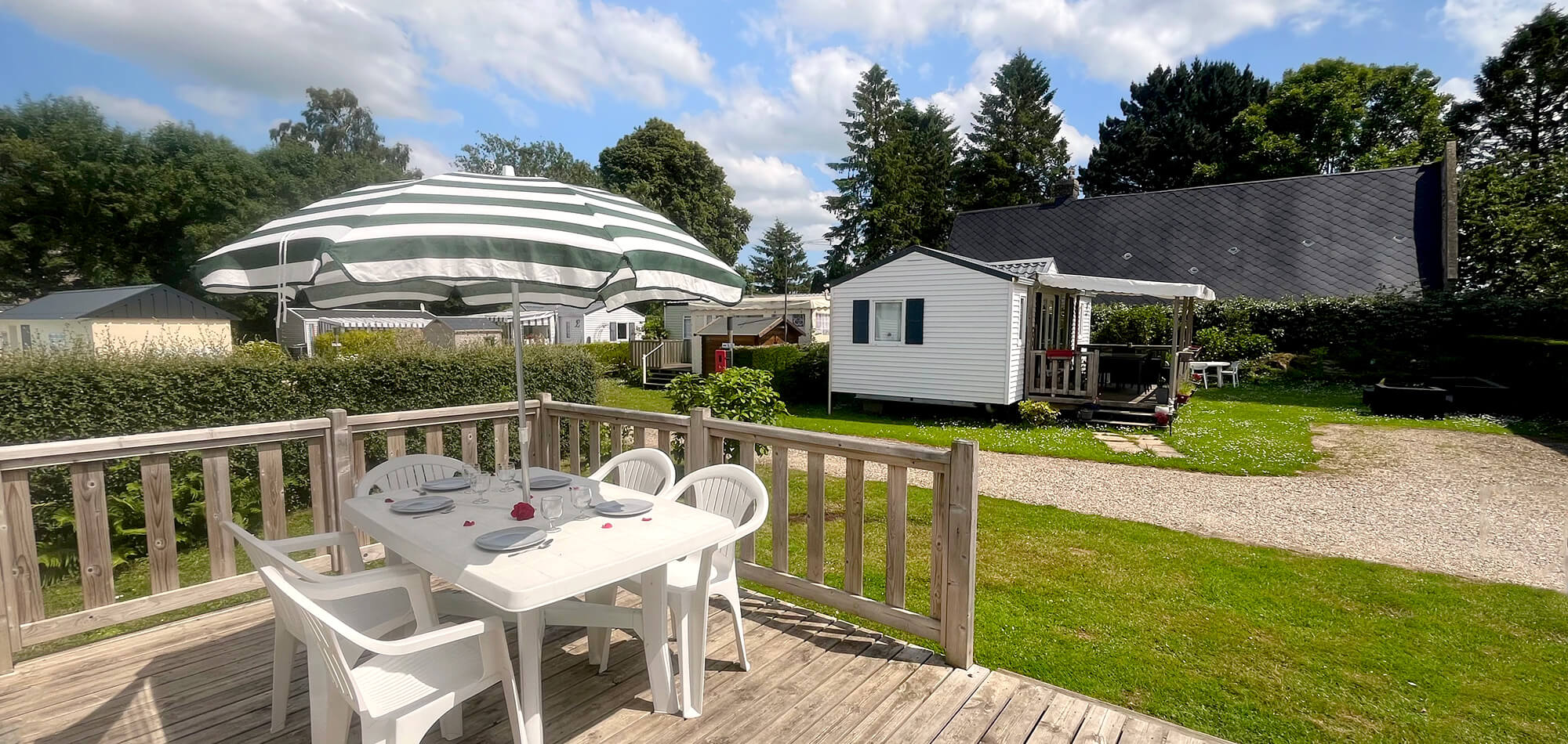 Camping Maupassant 4* avec Piscine Chauffée - Côte d'Albâtre - Normandie