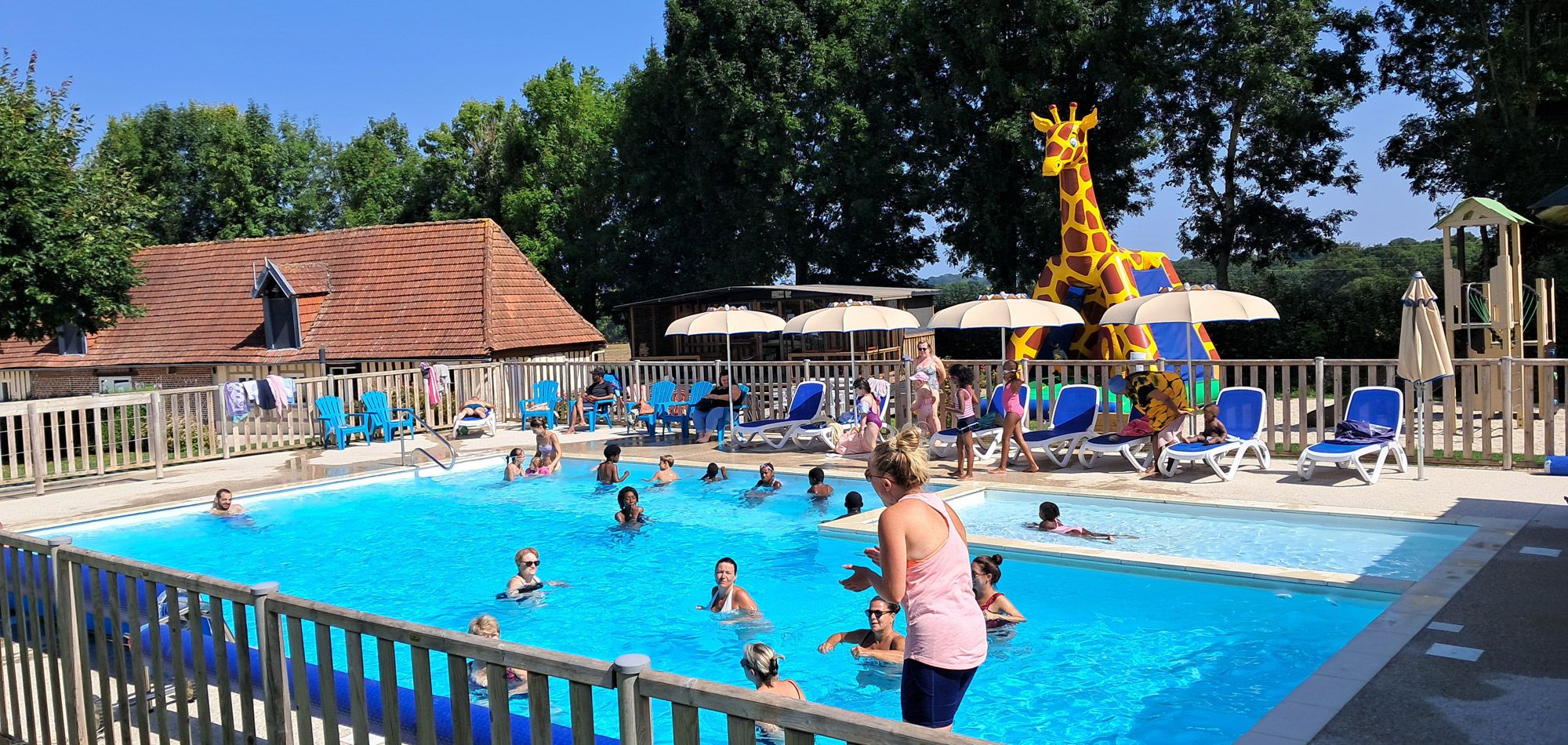 Camping Maupassant 4* avec Piscine Chauffée - Côte d'Albâtre - Normandie
